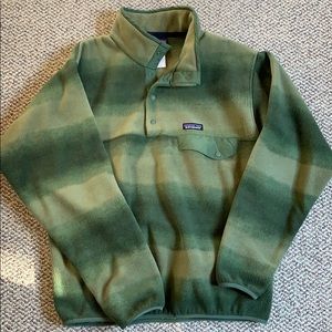 Patagonia Snap-T fleece size medium